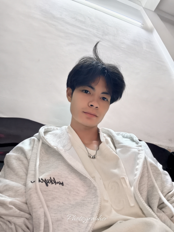 啊云的第一张照片--汕头王婆说媒